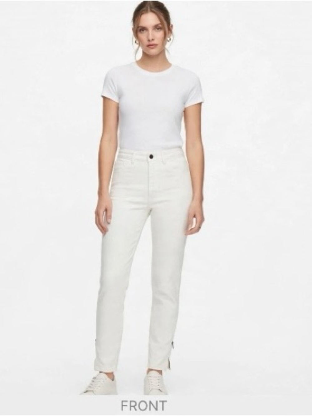 90’s Guess off White/high waisted Ankle zip Mom Jeans Size 29